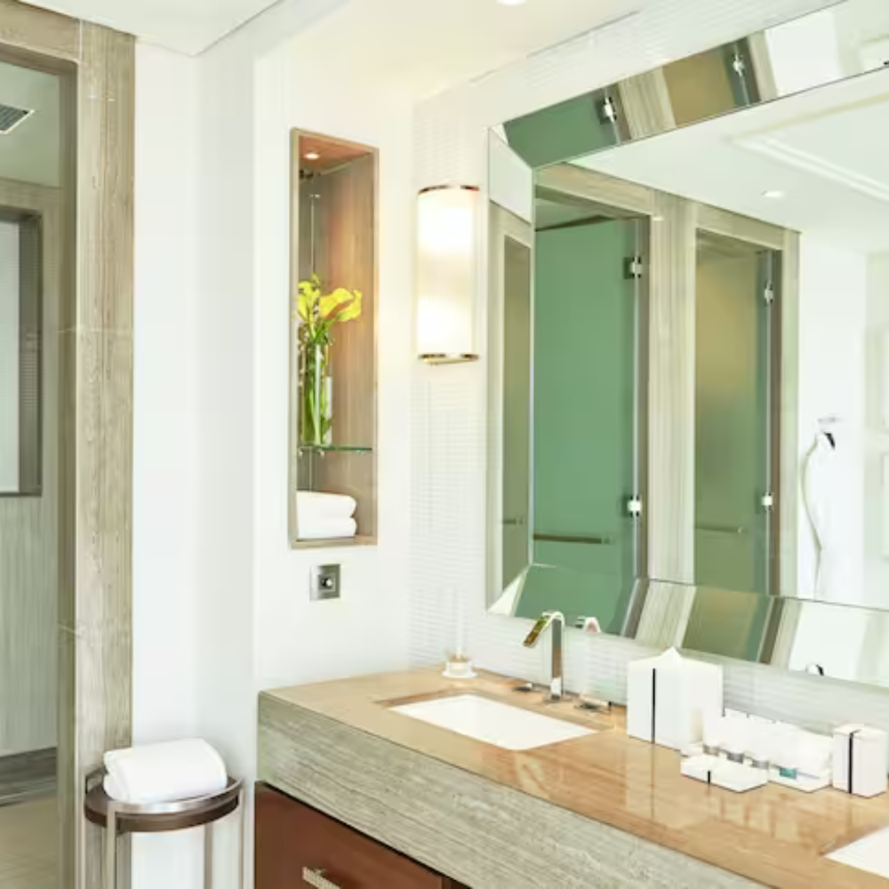Junior Executive Suite