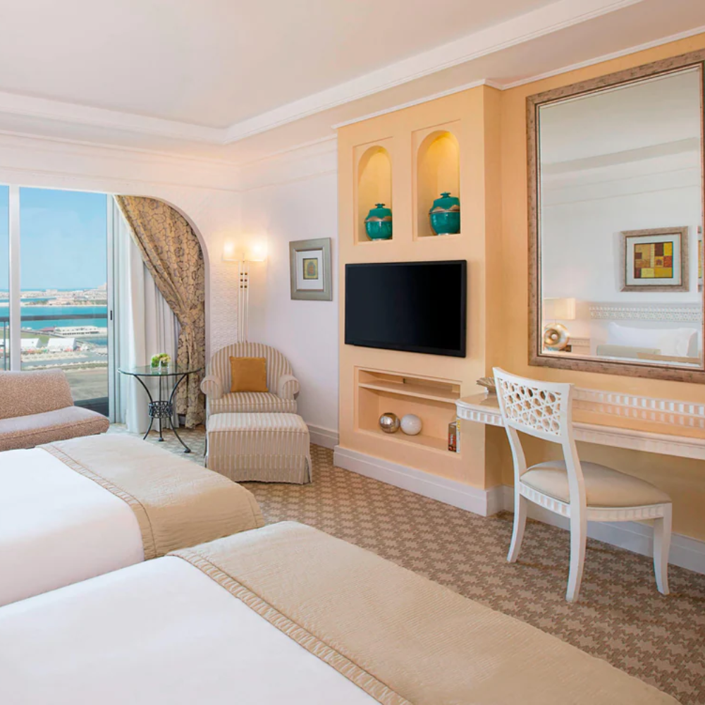 Club Junior Suite Plus (Ocean Front)